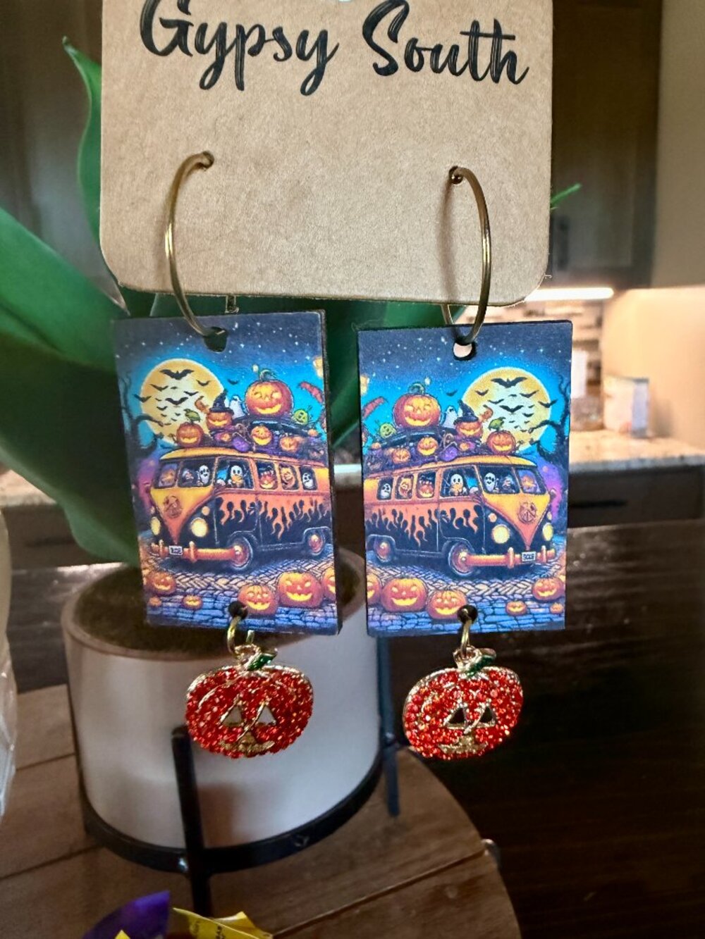 Scooby Boo Earrings - Picture 2 of 2